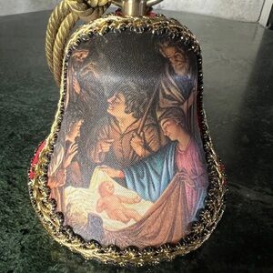 Refuge 1975 Musical Christmas Bell